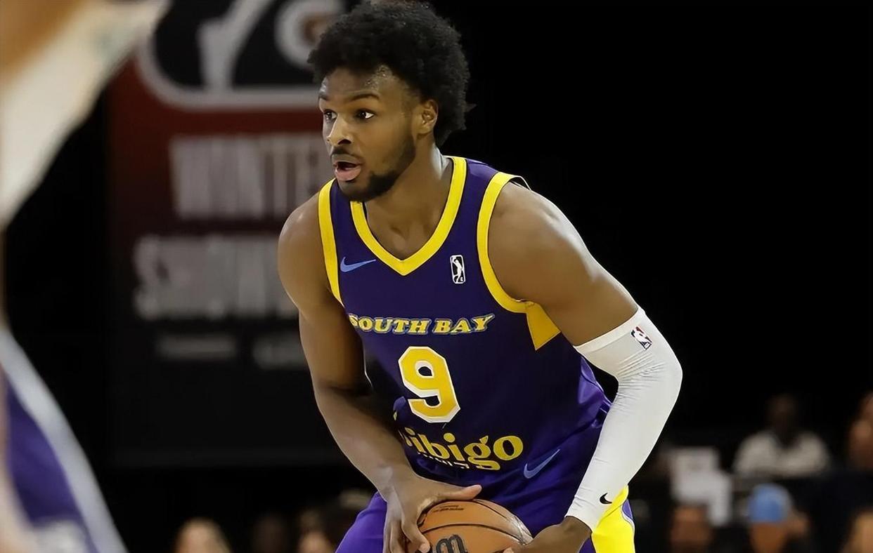 中欧体育平台加时末段新奥尔良鹈鹕备战社区盾；内部沟通细节曝光；质疑声仍在；身体对抗强度拉满的简单介绍