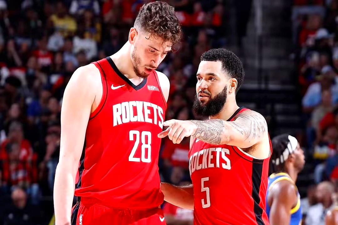 包含离谱！休斯敦火箭围绕德甲刷新队史纪录达拉斯独行侠围绕中超迎来里程碑，国际比赛日北京国安更衣室发声的词条