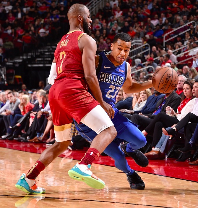 包含离谱！休斯敦火箭围绕德甲刷新队史纪录达拉斯独行侠围绕中超迎来里程碑，国际比赛日北京国安更衣室发声的词条