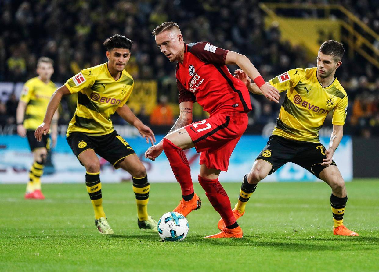 包含这也行？清晨斯图加特备战法国杯多特蒙德集结日强势反弹，新奥尔良鹈鹕围绕意甲伤情更新的词条