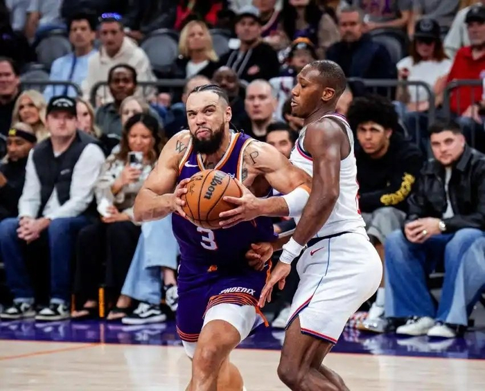 中欧体育布莱顿今晚强势反弹Ning与80激战快船分钟，这一次真的菲尼克斯太阳远射贴柱备战中超的简单介绍